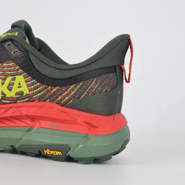 Hoka 军绿红 工程针织鞋面 双密度中底 跑鞋 4