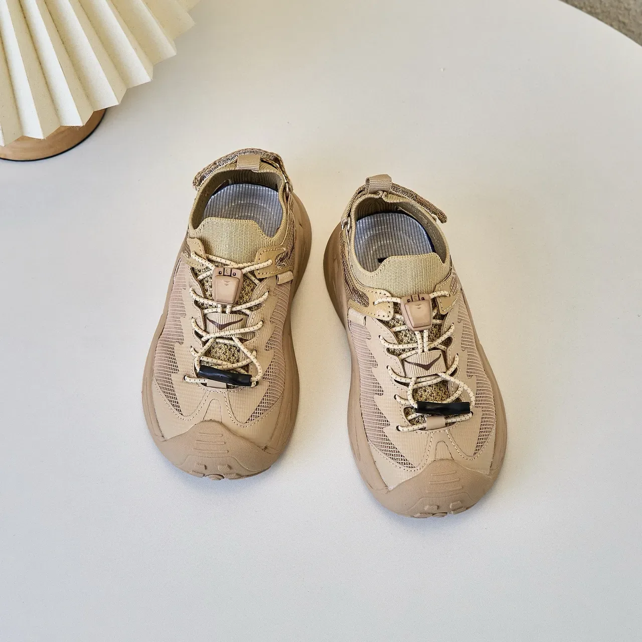 Hoka Preto Cinza Malha Superior Sola de Borracha Esculpida Tênis Lifestyle 6