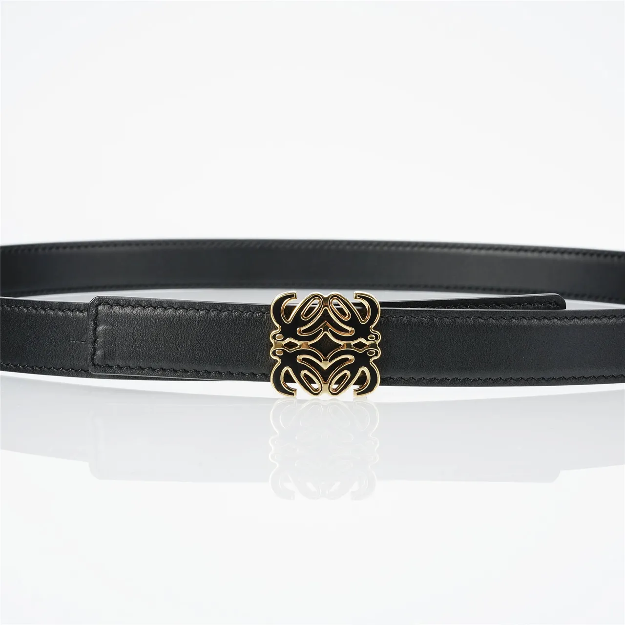 Loewe Anagram Belt Ceinture noir or boucle fine cuir 8