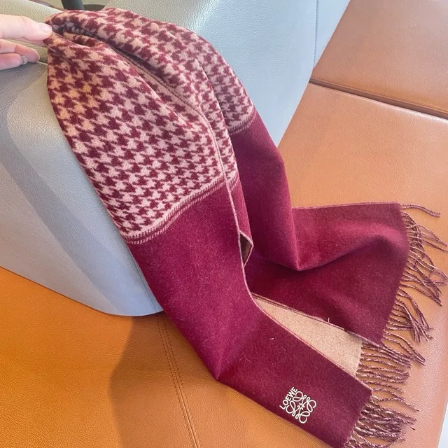 Loewe Burdeos Beige con patrón Houndstooth-Patterned en los extremos, cuerpo sólido tipo terciopelo, cachemira 8