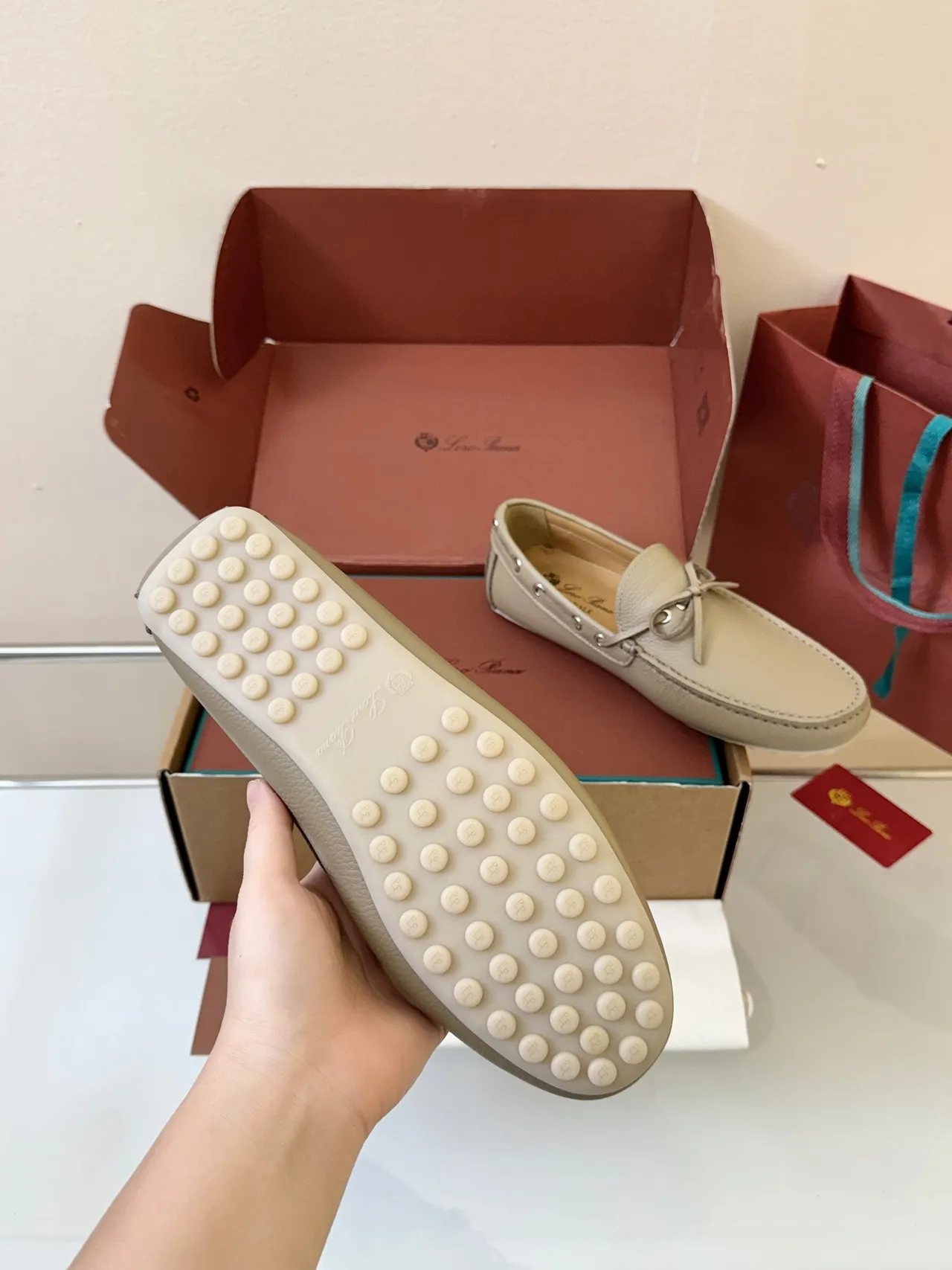 Loro Piana بيج جلد مقشف حبل مربوط أحذية قوارب 5