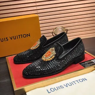 Louis Vuitton কালো সোনা বোনা উপর সেলাই কবচ প্রতীক লুফার