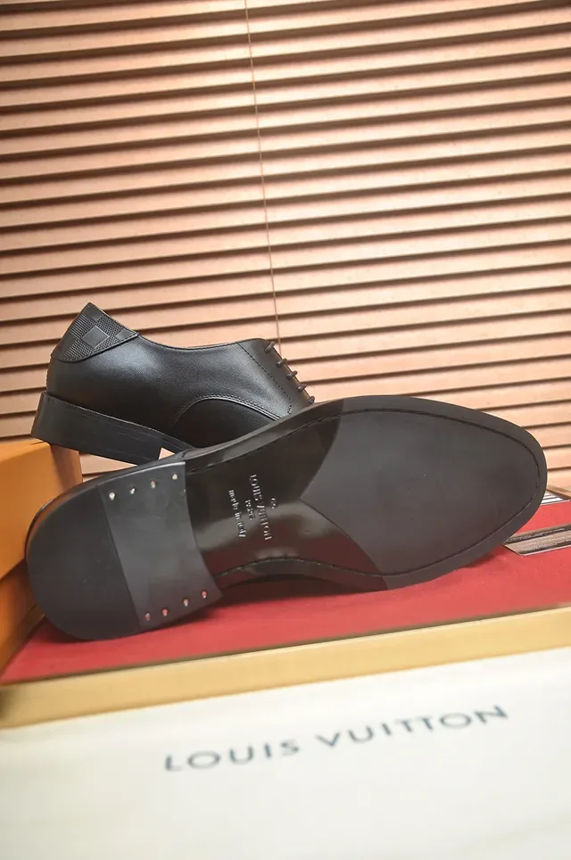 Louis Vuitton 黑色皮革牛头牛津鞋 3