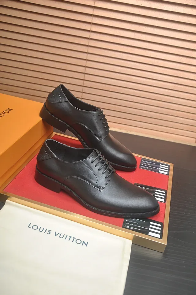 Louis Vuitton 黑色皮革牛头牛津鞋 4