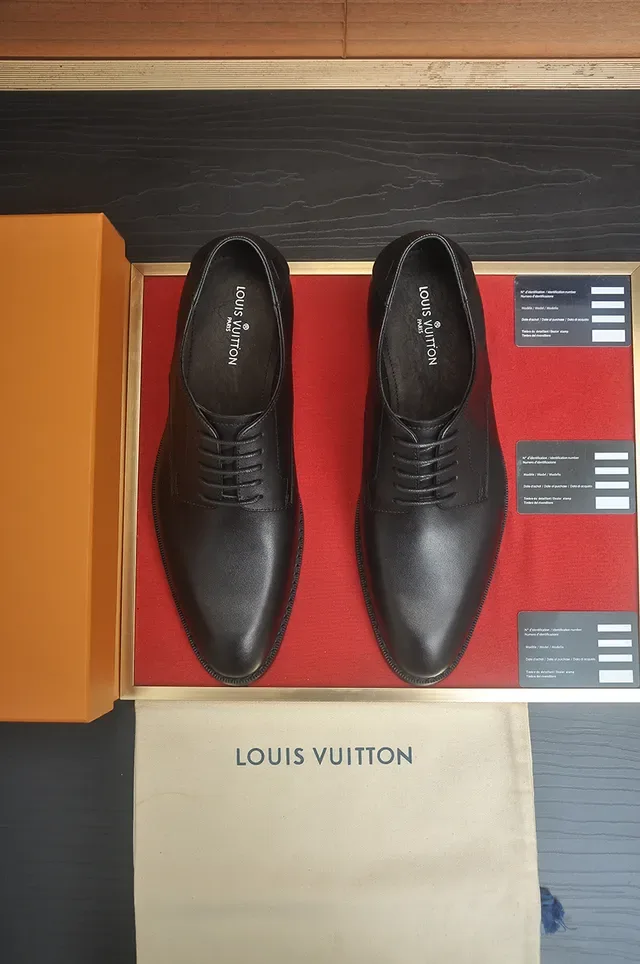 Louis Vuitton 黑色皮革牛头牛津鞋 5