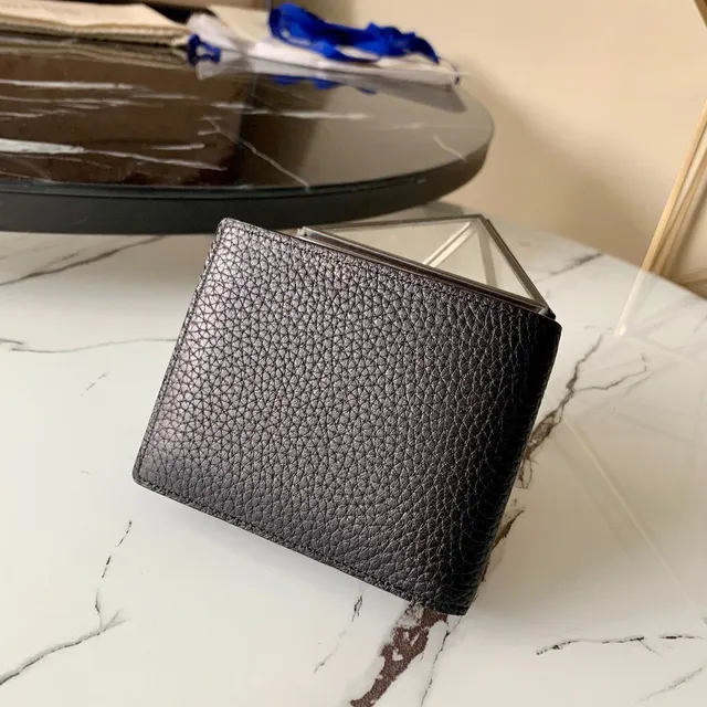 Louis Vuitton কালো পেবল লেদার এমবসড মনোগ্রাম সংক্ষিপ্ত ওয়ালেট 5