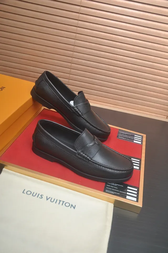 Louis Vuitton Black Pebbled Leather Penny Strap Loafer 4