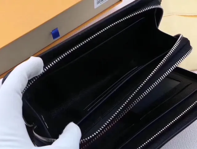 Louis Vuitton কালো টেক্সচার্ড লেদার জিপ-আরাউন্ড লং ওয়ালেট 2