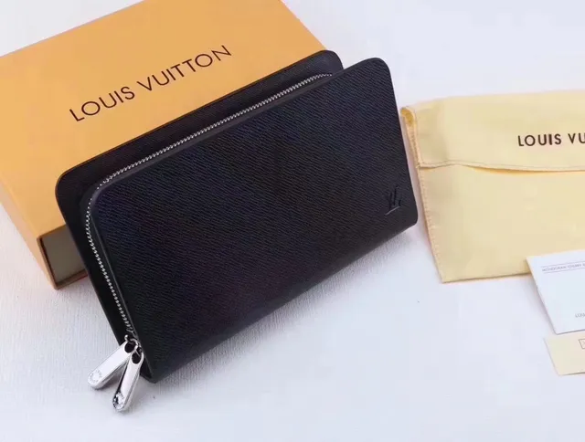 Louis Vuitton কালো টেক্সচার্ড লেদার জিপ-আরাউন্ড লং ওয়ালেট 4