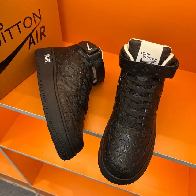 Louis Vuitton Black White High-Top Monogram-Embossed Leather Lifestyle Sneakers 7