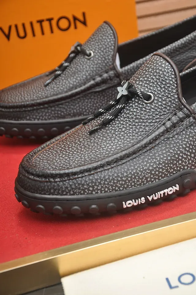 Louis Vuitton Black White Shagreen-Textured Leather Moc-Toe Construction Loafer 2