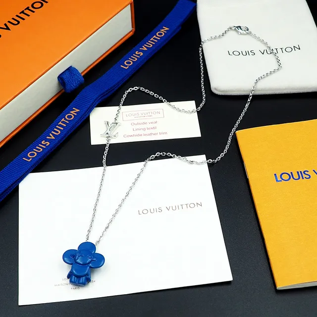 Louis Vuitton Collar con colgante de personaje de flor azul 4