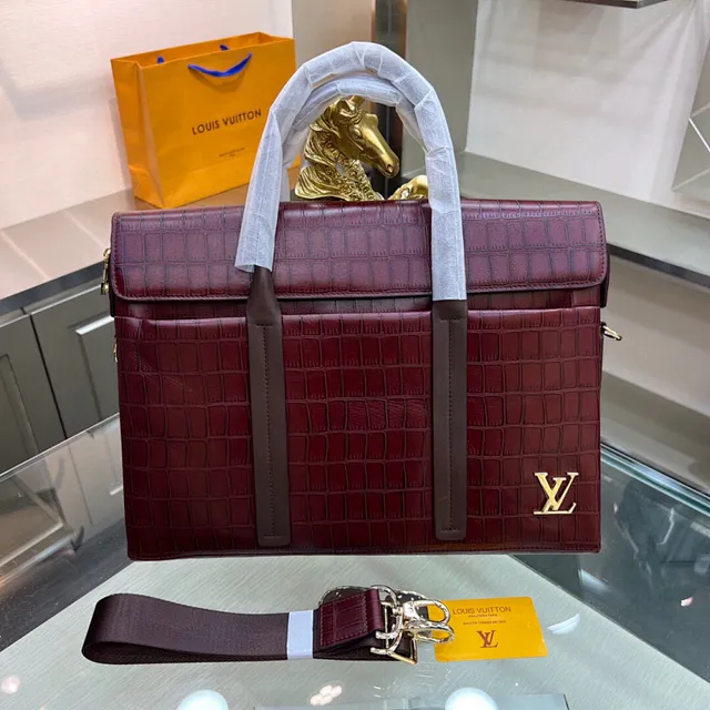 路易威登 酒红色棕 鳄鱼压纹皮革 前翻盖闭合手袋 2
