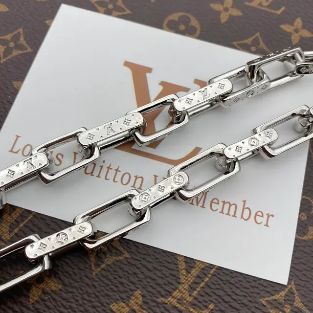 Louis Vuitton Chain Necklace Silver-Tone Engraved LV Motif Necklace 6