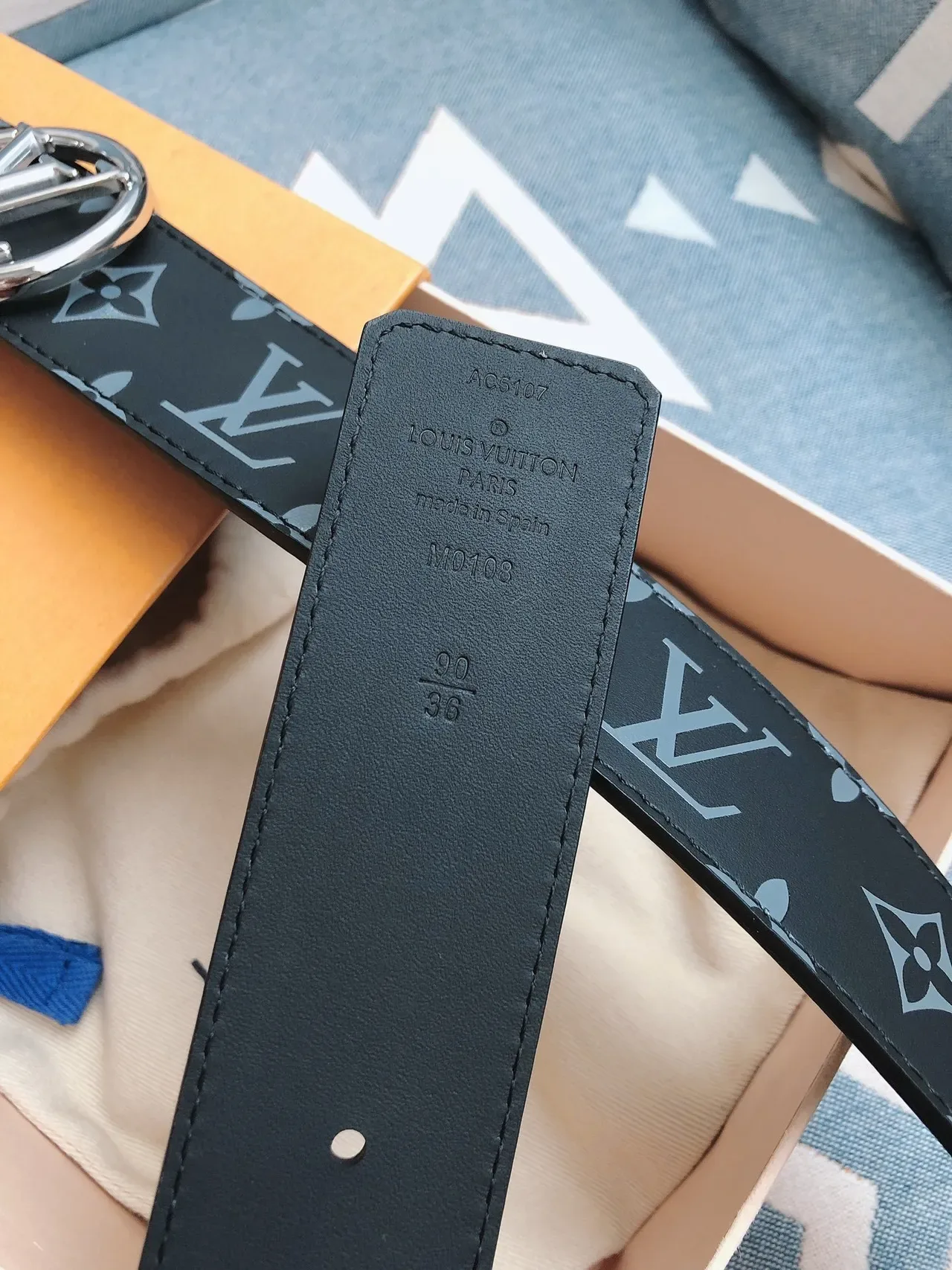 Louis Vuitton Circle LV Belt Dark Gray Monogram Leather Belt 4