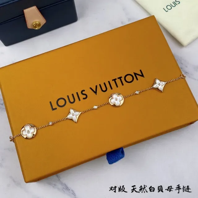 Louis Vuitton Bracelete Corrente Floral Ouro Rosa Madreperla Braceletes Florais 6