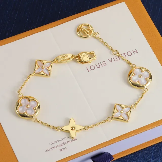 Louis Vuitton 花朵金白色链条 珍珠母贝花卉吊坠 项链 6