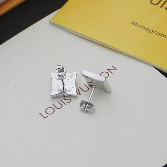 Louis Vuitton Brincos Motivo de Flor Quadrado Pavé 4