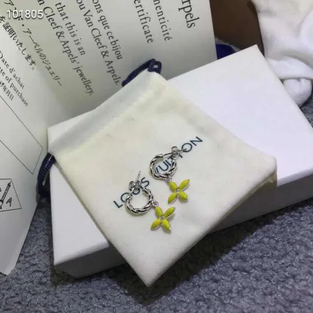Louis Vuitton Flower Motif Yellow Gold Twisted Hoop Enamel Pendant Earrings 5