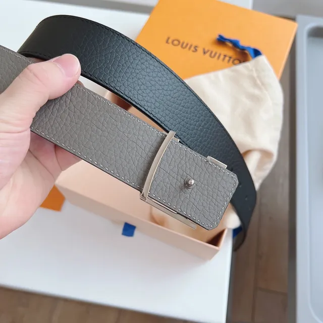 Louis Vuitton Interlocking LV Buckle Cinto de Couro Granulado 6