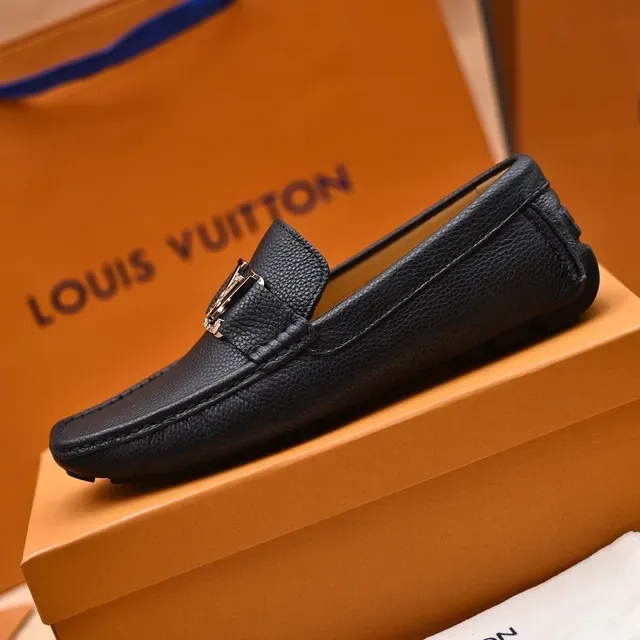 Louis Vuitton Loafer Negro Plata Cuero Granulado Hebilla Metal LV Loafer 5
