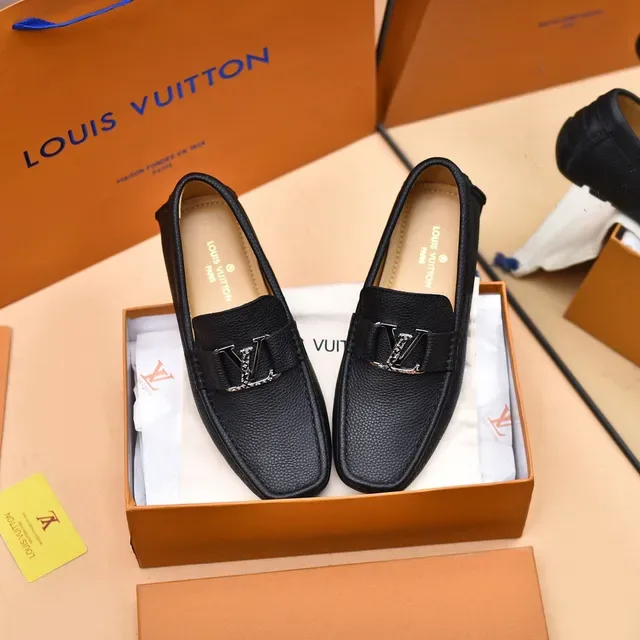 Louis Vuitton Loafer Negro Plata Cuero Granulado Hebilla Metal LV Loafer 9