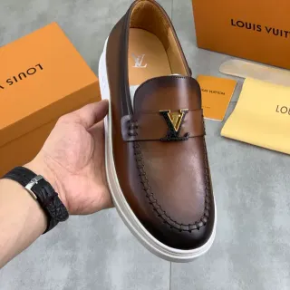Louis Vuitton বাদামী সাদা চামড়া Moc-Toe সেলাই লোফার