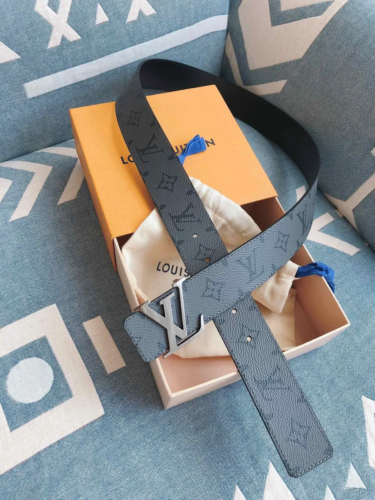 Louis Vuitton LV Belt Gray Monogram Leather Belt 4