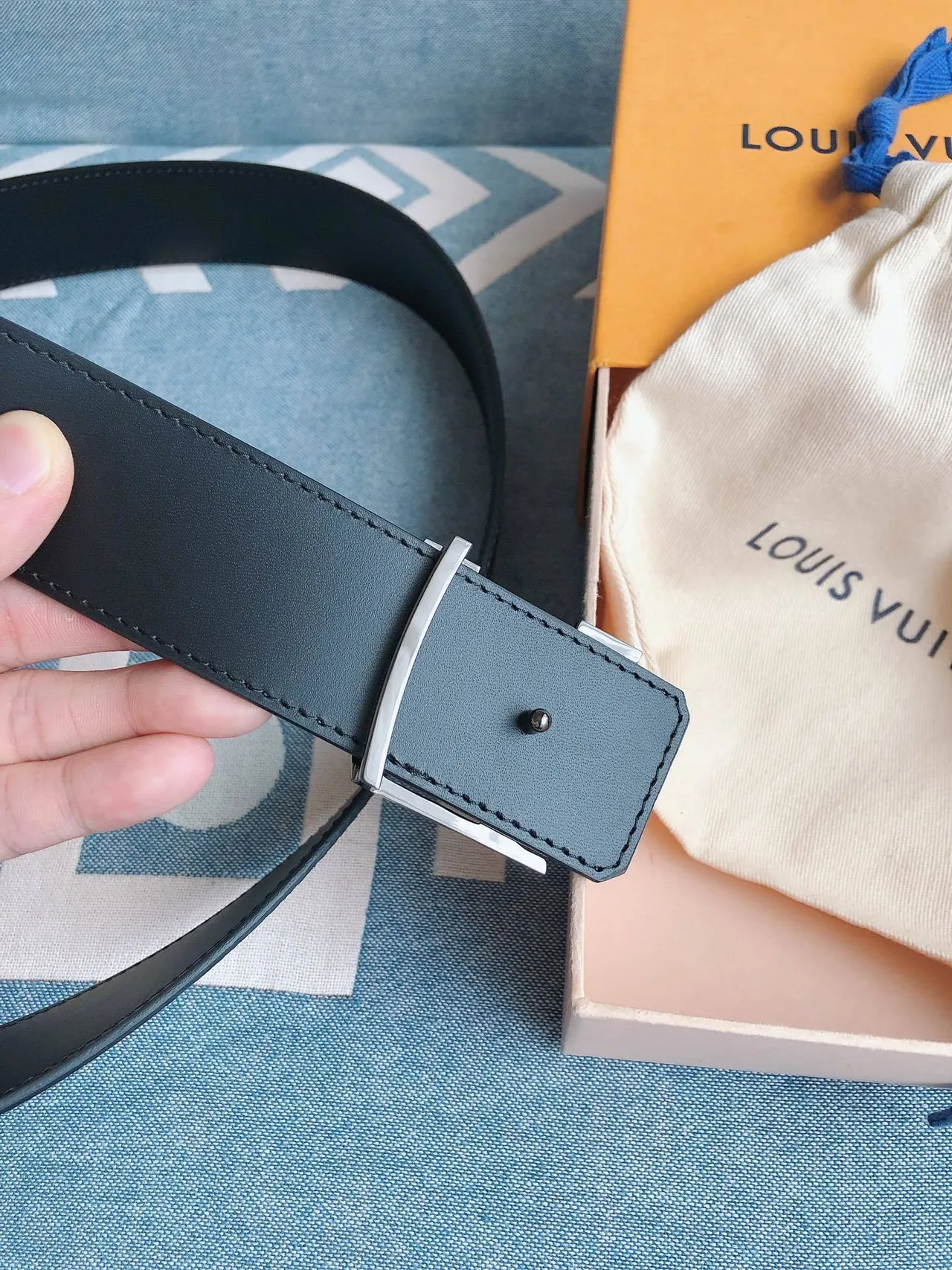 Louis Vuitton LV Belt Gray Monogram Leather Belt 7