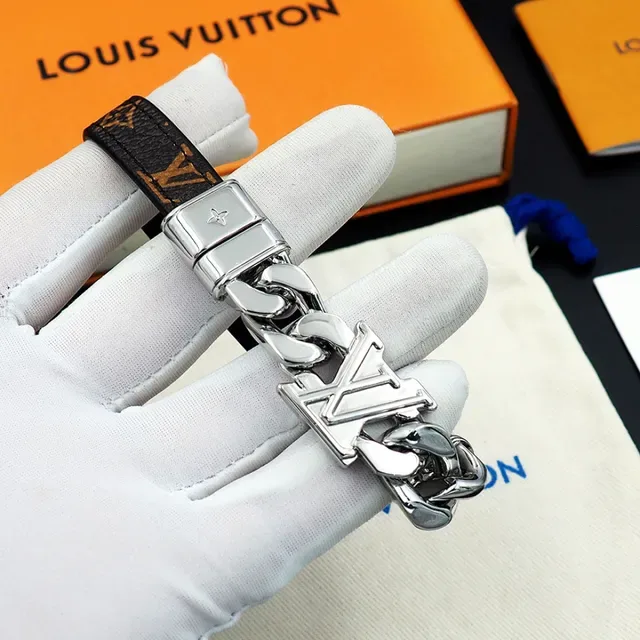 Louis Vuitton LV Chain Black Monogram Leather and Silver-Tone Bracelet 4