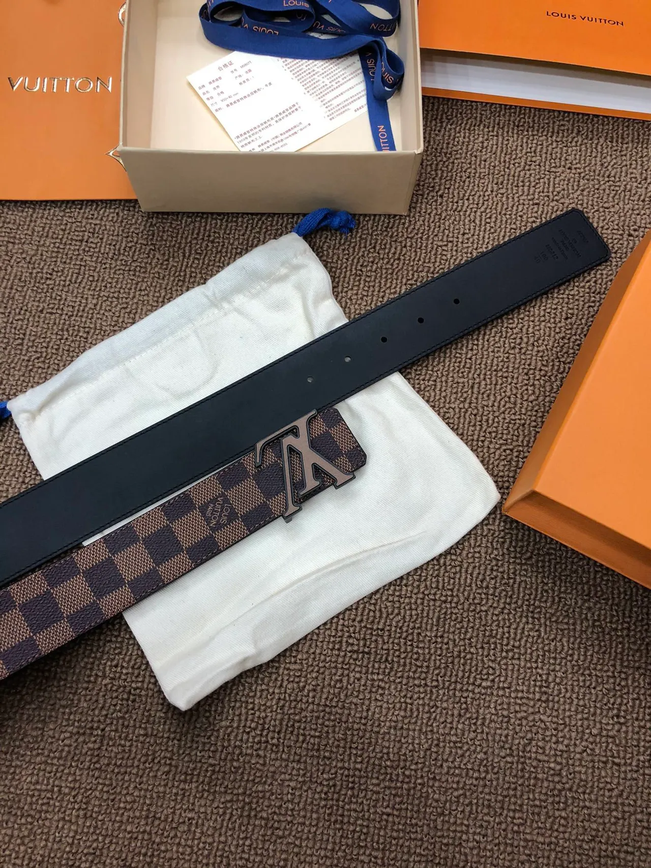 Louis Vuitton LV Initiales Damier Ebène Reversible Leather Belt 2