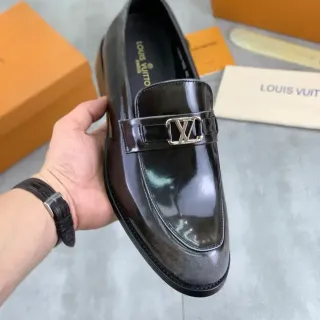 Louis Vuitton LV কালো পেটেন্ট লেদার মেটাল বাকল লোয়ার্ফার