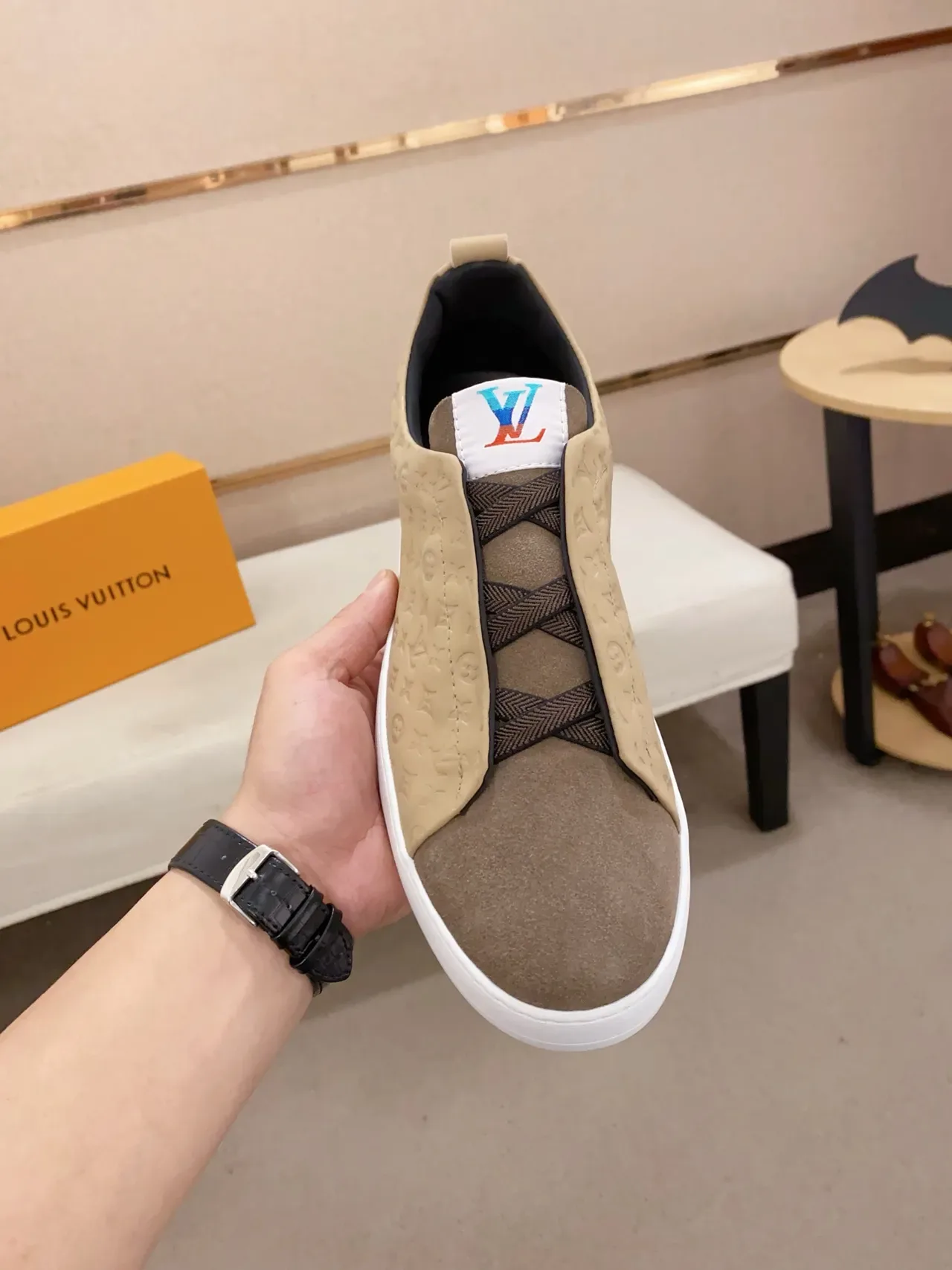 لويس فتون LV Trainer بيج بني Slip-On Monogram-Embossed Lifestyle Sneakers 5