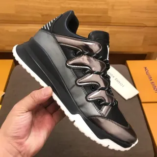 Louis Vuitton LV Trainer কালো গনমেটাল মেটালিক চাঙ্কি স্নিকার্স