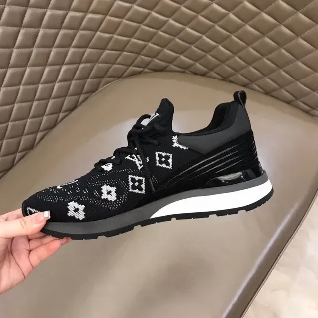 Louis Vuitton LV Trainer Noir Blanc Transparent Talon Air Unit Motifs Embossés Sneakers Lifestyle 3