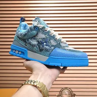 Louis Vuitton LV Trainer Azul Gris Desgastado Denim-Tela Superior Detalles Deshilachados Sneakers Lifestyle