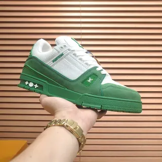 Louis Vuitton LV Verde Blanco Suela Chunky Layered Midsole Ante Y Malla Superior Sneakers Lifestyle