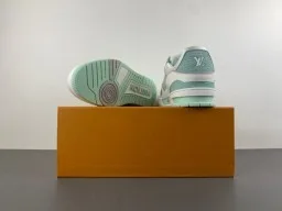 Louis Vuitton LV Trainer Verde Branco Sola Média Multicamadas Malha Perfurada Superior Tênis Lifestyle 16