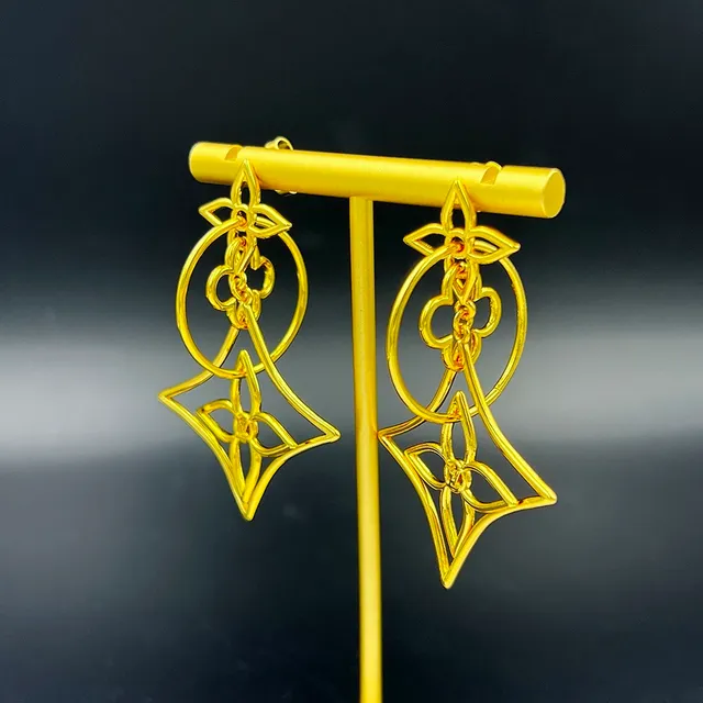 Louis Vuitton LV Twiggy boucles d'oreilles pendantes dorées ajourées florales 5