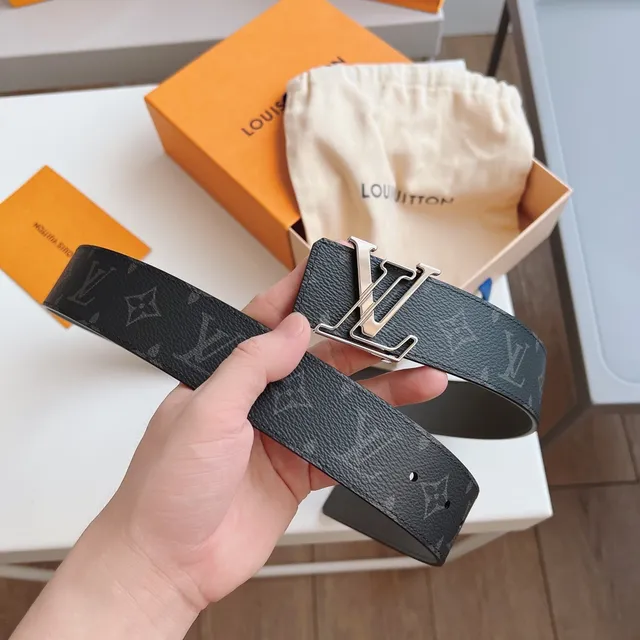 Louis Vuitton LV Twist Belt Cinza Escuro monograma tela revestida cinto de couro 6
