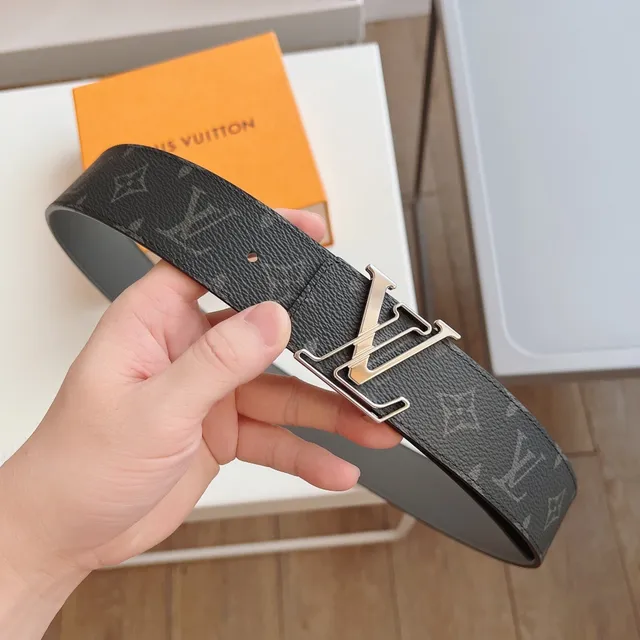 Louis Vuitton LV Twist Belt Cinza Escuro monograma tela revestida cinto de couro 8