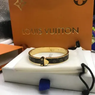 Louis Vuitton Monogram Canvas Bangle أسود ذهبي سوار مفصل