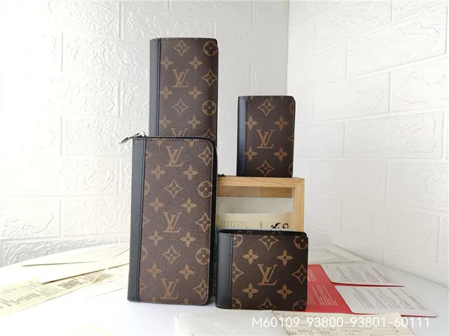 Louis Vuitton Monogram Canvas বাদামী এবং কালো ছোট ওয়ালেট 2