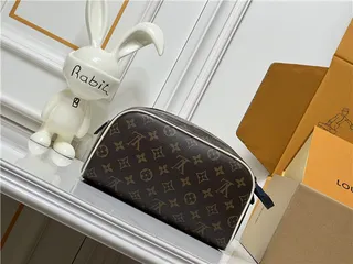 Louis Vuitton Monogram Canvas Dual Pouch Set Handbags 5