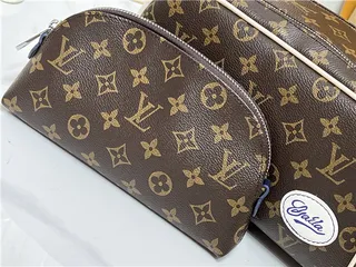 Louis Vuitton Monogram Canvas Dual Pouch Set Handbags 6