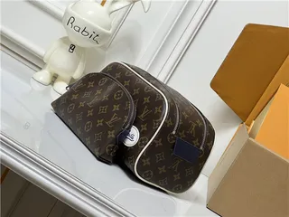 Louis Vuitton Monogram Canvas Dual Pouch Set Handbags 8
