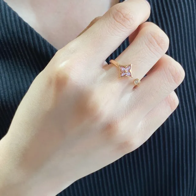 Louis Vuitton Monogram Flower 金色调 珍珠母贝 镶嵌 戒指 8