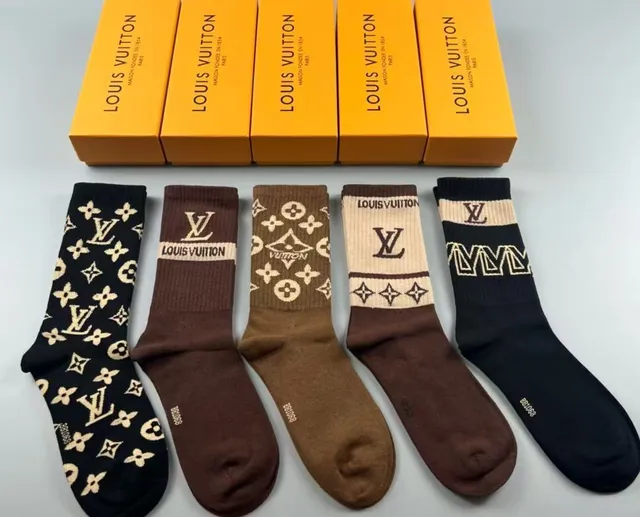 路易威登 Monogram 针织踝袜 7