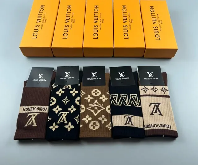 路易威登 Monogram 针织踝袜 9