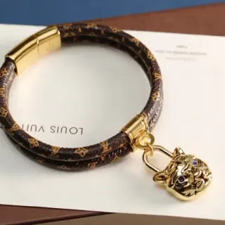 Louis Vuitton Monogram Tiger سوار جلد مزدوج التفاف